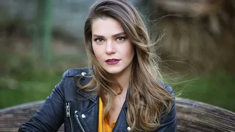 Aslı Enver: 