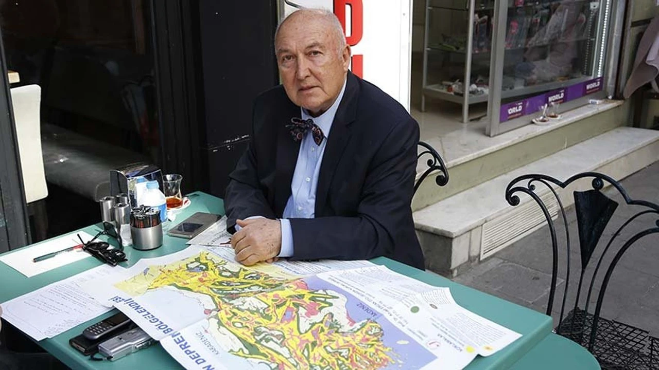 Prof. Övgün Ahmet Ercan: 