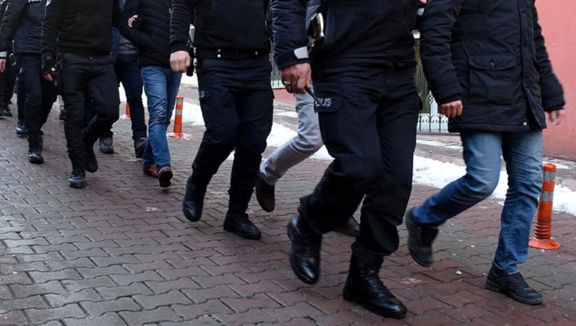 Ünlü iş adamları gözaltına alındı