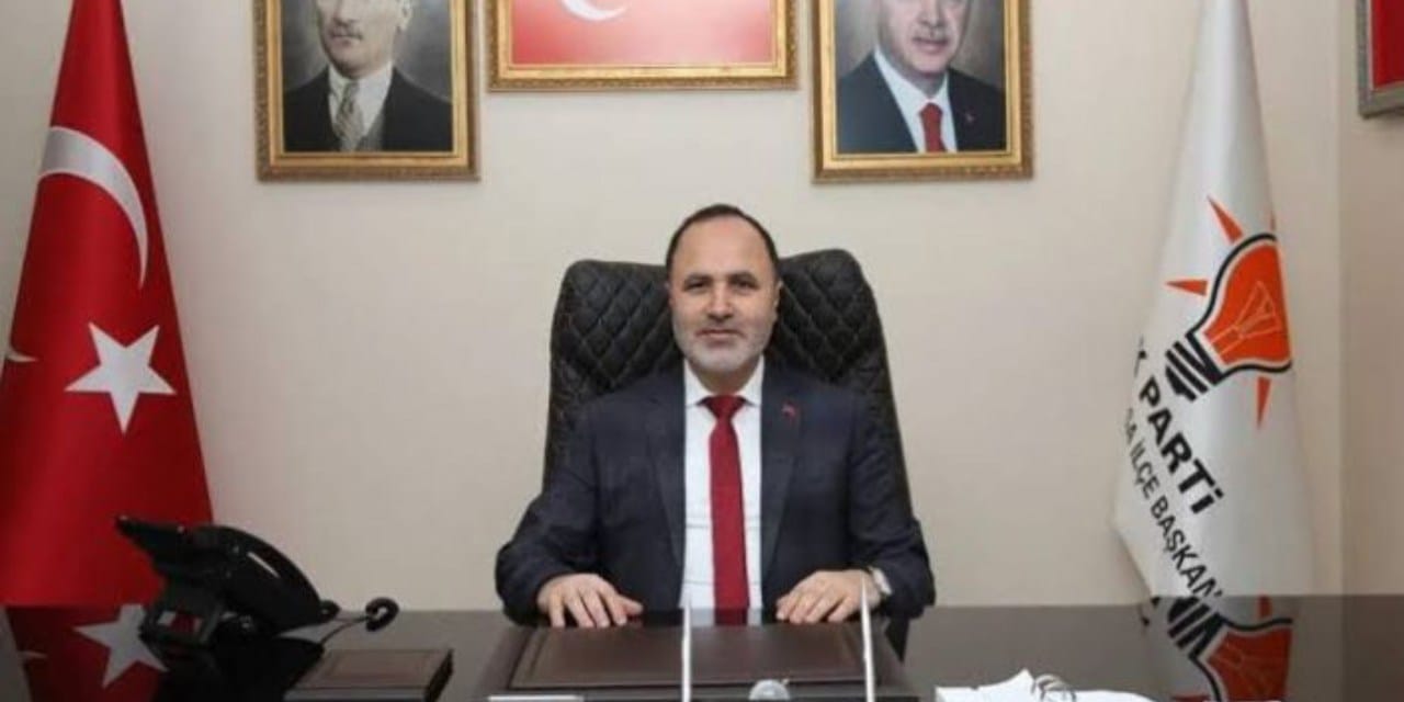 Aile içi soygun haberiyle gündeme gelen başkan bırakıyor