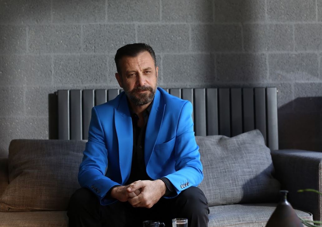 Nejat İşler’in Yeni Romanı “Miras” Raflarda!