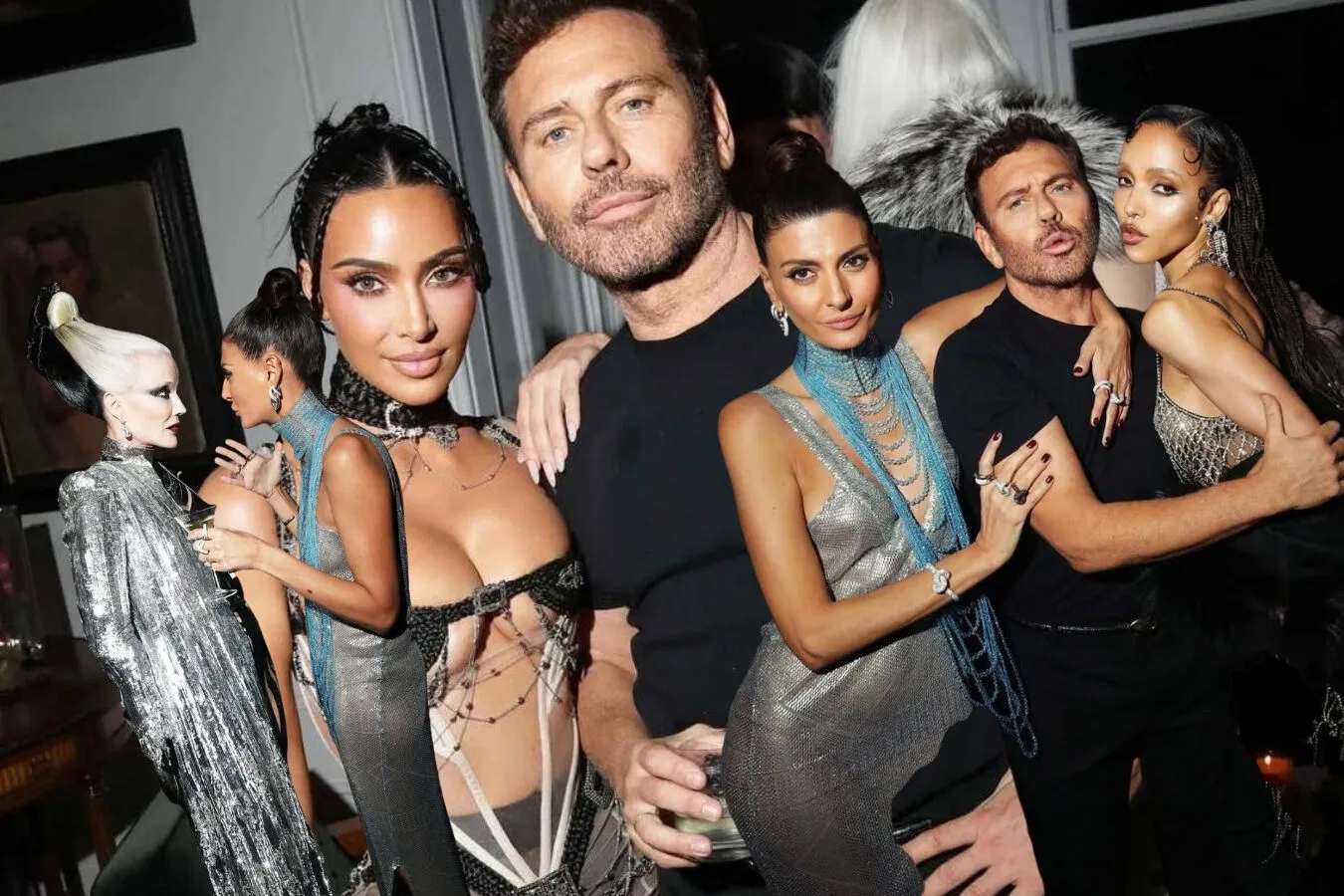 Kim Kardashian 45. Yaş Gününü Mert Alaş’ın Londra Evinde Kutladı