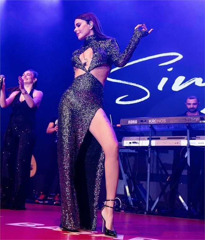 Simge'nin hayali moda dünyası!