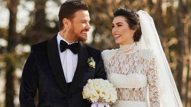 Burcu Kıratlı ile Sinan Akçıl boşanıyor