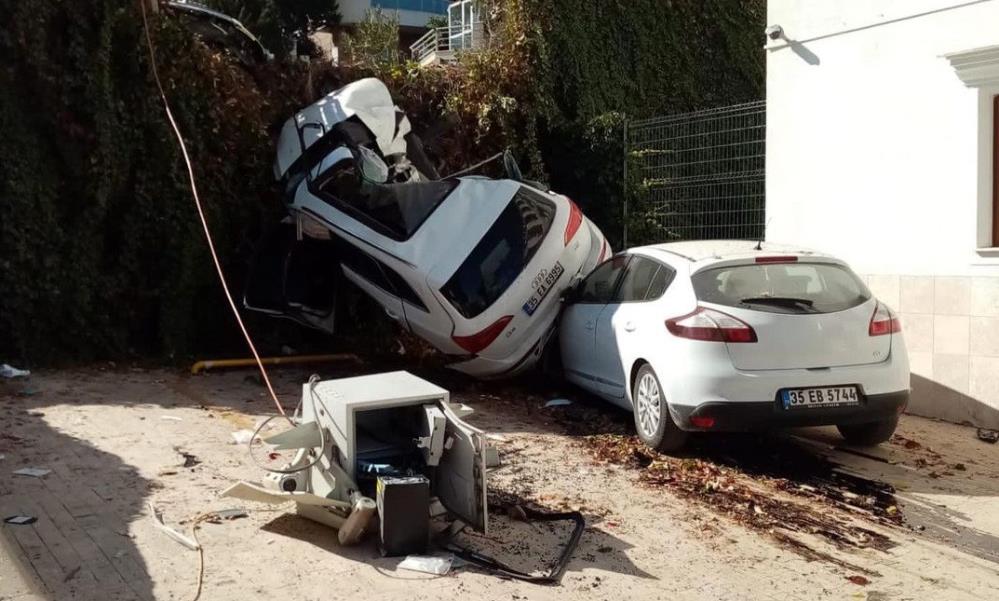 İzmir'de korku dolu anlar! Freni patlayan TIR dehşet saçtı: 6 yaralı